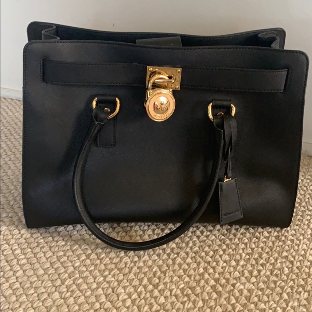 MICHAEL KORS HANDBAG!